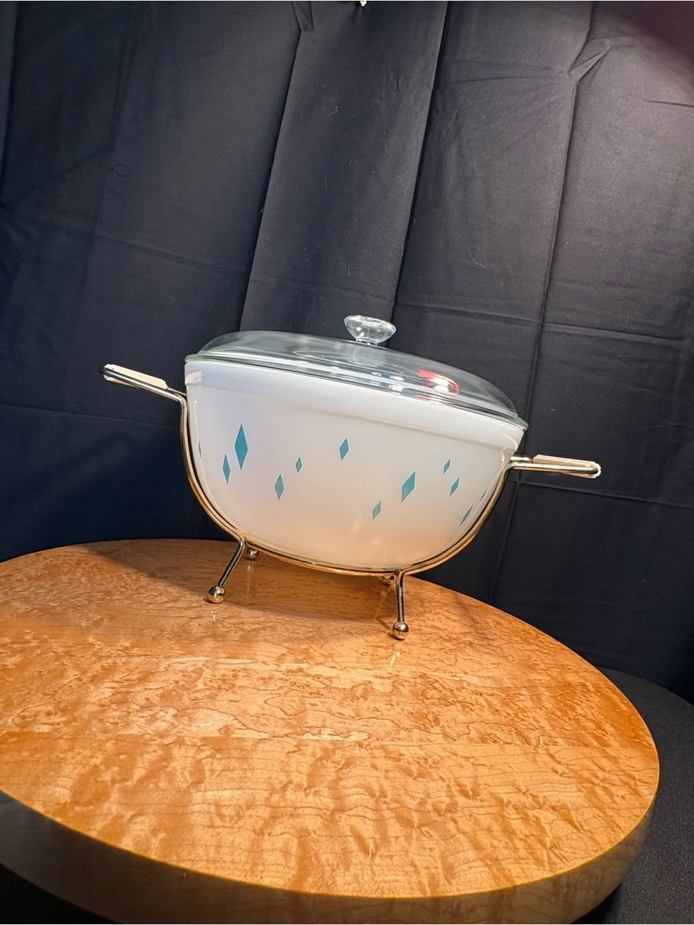 Vtg Pyrex Turquoise Diamonds Casserole Bowl Dainty Maid Set Lid Cradle